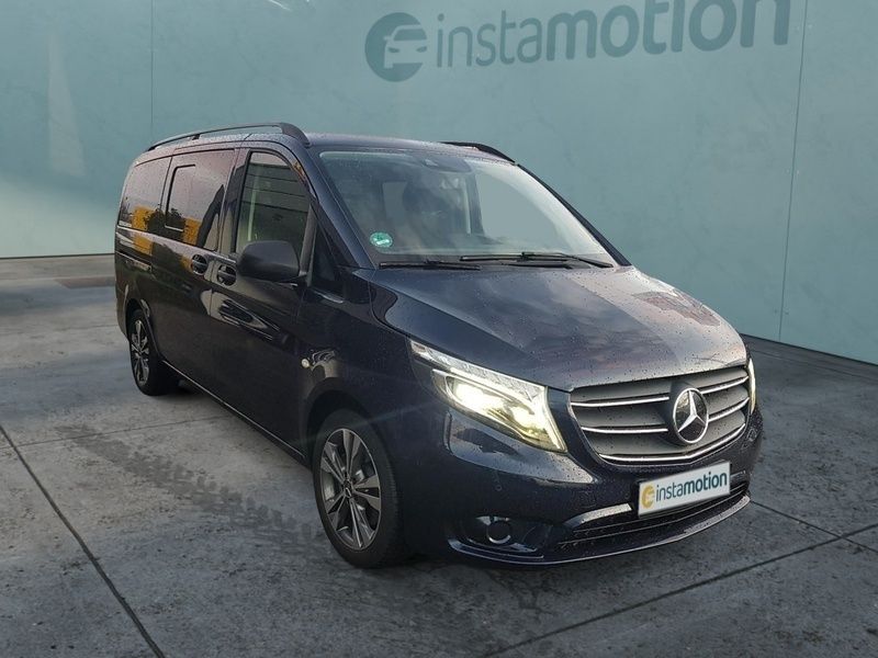 Blau Gebraucht 2021 Mercedes Vito Edition Van / Kleinbus | 49.300 € - Bild 1/4