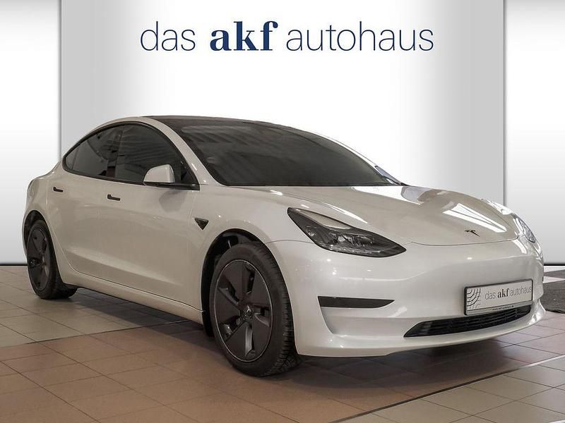 Gebraucht Tesla Model 3 239 kW (325 PS) 2023 Weiß Limousine