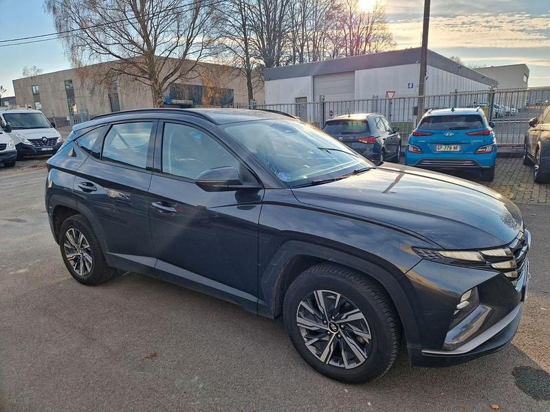 Gebraucht Hyundai Tucson 230 PS (169 kW) 2023 Grau SUV