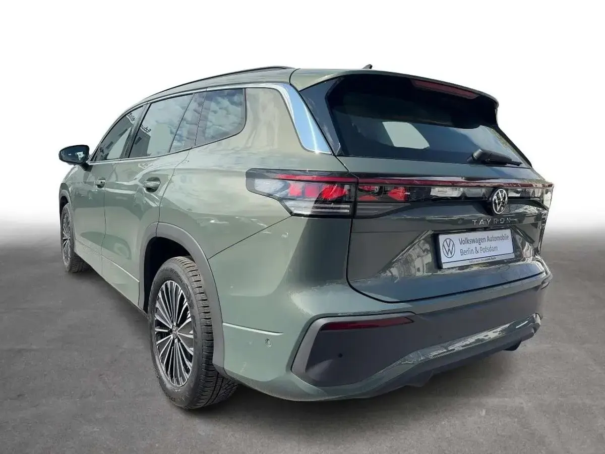 Gebraucht VW Tayron R 150 PS (110 kW) 2025 Cipressinogrün metallic SUV