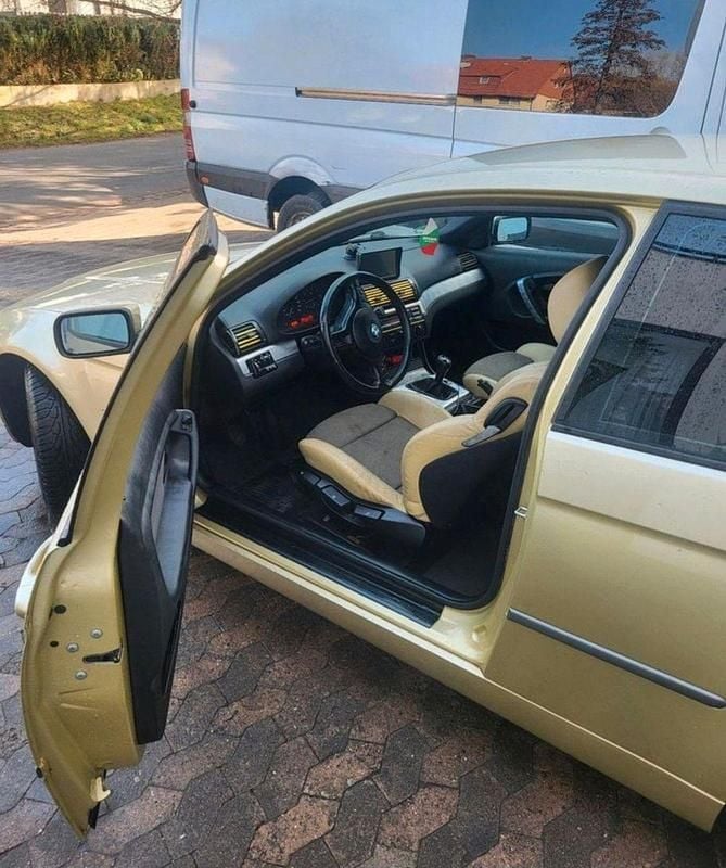 Gebraucht BMW 316 2001 Gold Coupé