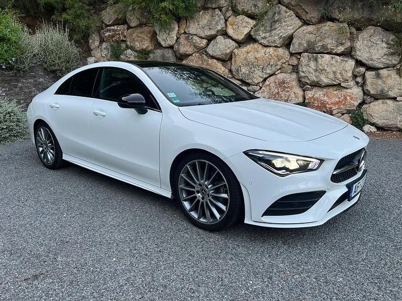 Weiß Gebraucht 2023 Mercedes CLA200 Limousine | 31.000 € (Guter Preis) - Bild 1/4