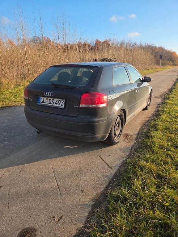 Gebraucht Audi A3 Sport 102 PS (75 kW) 2004 Schwarz Kleinwagen