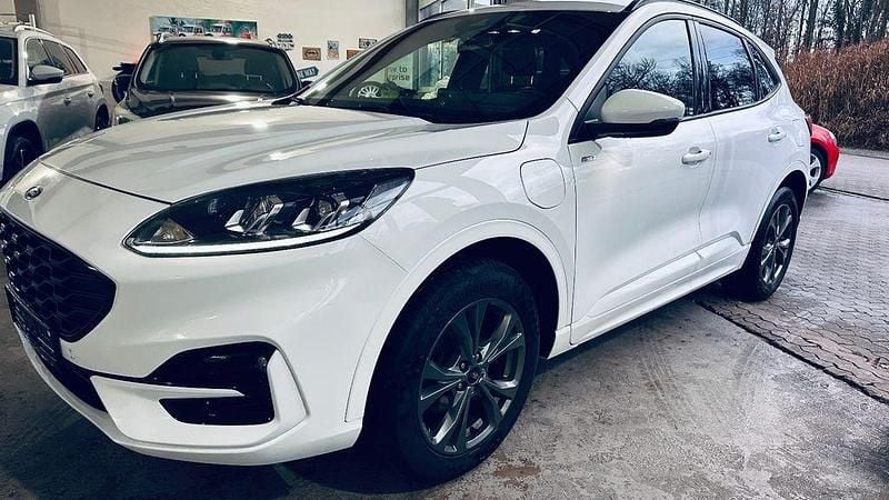 Weiß Gebraucht 2022 Ford Kuga ST-Line SUV | 16.500 € (Superpreis) - Bild 1/4