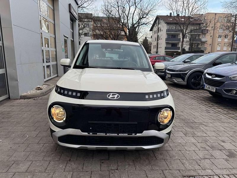 Gebraucht Hyundai Inster Select 97 kW (132 PS) 2025 Atlas white Kleinwagen