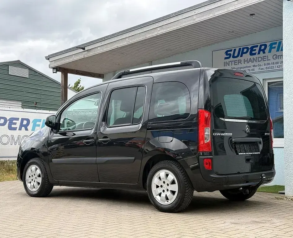 Gebraucht Mercedes Citan 111 Edition 110 PS (80 kW) 2018 Schwarz Van / Kleinbus
