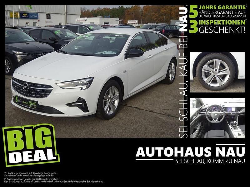 Jade weiß Gebraucht 2022 Opel Insignia Business Limousine | 19.490 € (Guter Preis) - Bild 1/4