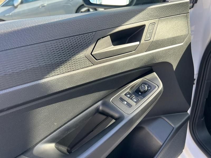 Usado VW Caddy Basis 75 HP (55 kW) 2022 Monovolume