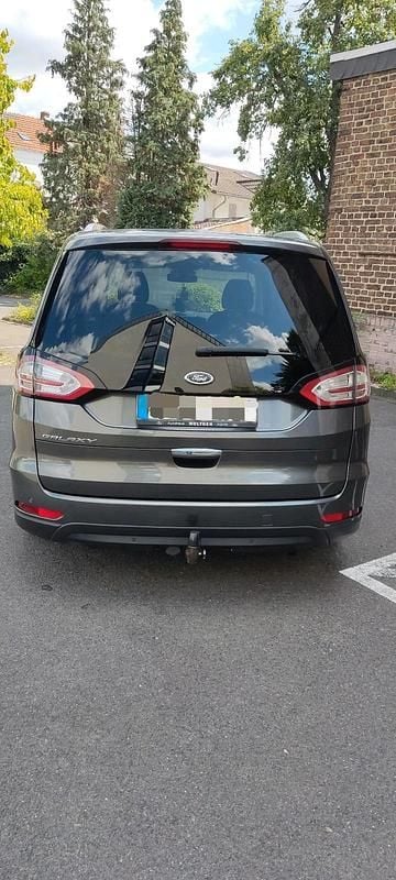 Gebraucht Ford Galaxy 160 PS (117 kW) 2016 Grau Van / Kleinbus