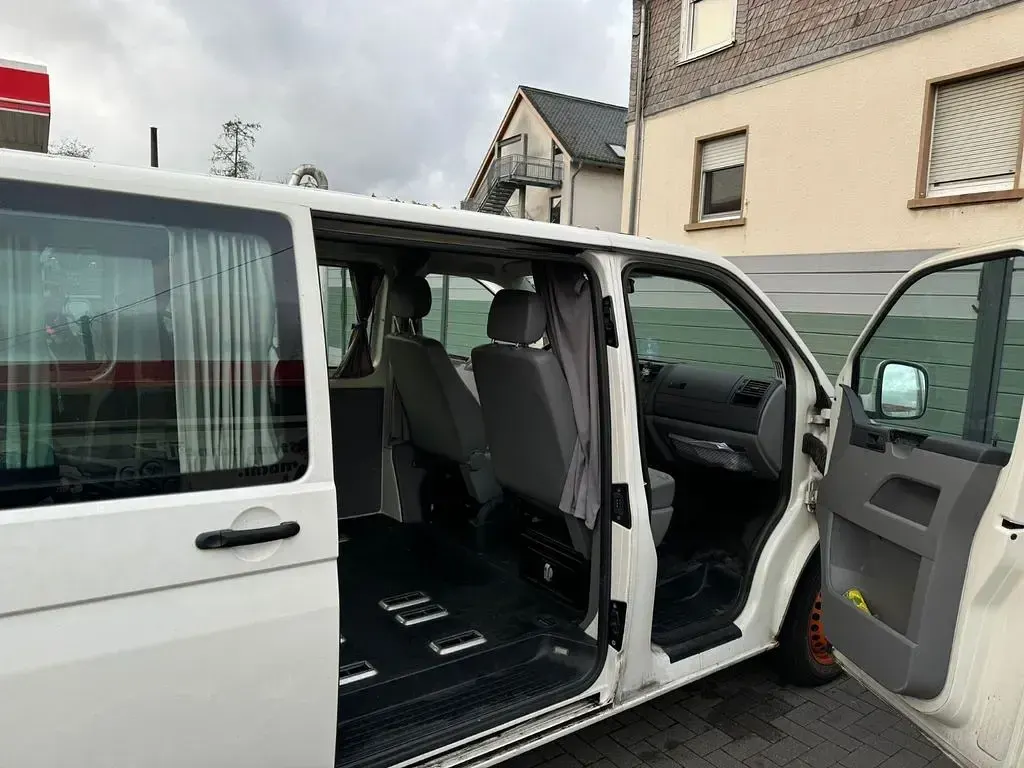Gebraucht VW Caravelle 102 PS (75 kW) 2007 Weiß Van