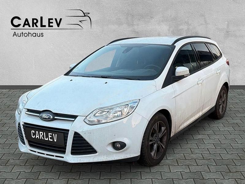 Gebraucht Ford Focus 125 PS (91 kW) 2014 Weiß Kombi