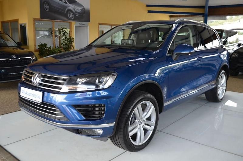 Blau Gebraucht 2016 VW Touareg SUV | 19.880 € (Guter Preis) - Bild 1/4