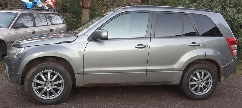Gebraucht Suzuki Grand Vitara Comfort 129 PS (94 kW) 2009 Grau SUV