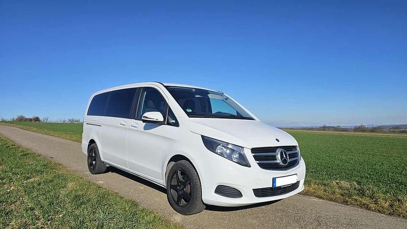 Gebraucht Mercedes V200 136 PS (100 kW) 2019 Weiß Van / Kleinbus