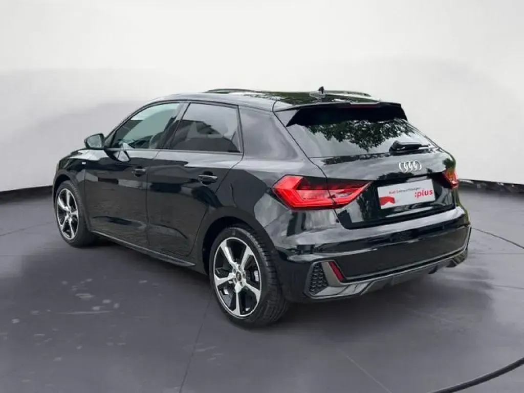 Gebraucht Audi A1 S-Line 150 PS (110 kW) 2023 Mythosschwarz (metallic) SUV