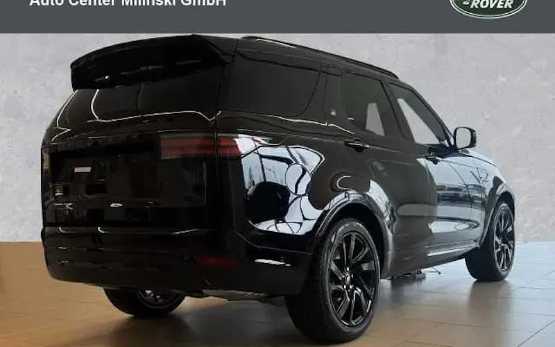 Gebraucht Land Rover Discovery SE Dynamic 249 PS (183 kW) 2025 Schwarz SUV