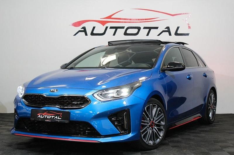 Blau Gebraucht 2021 Kia ProCeed GT Kleinwagen | 24.999 € (Fairer Preis) - Bild 1/4