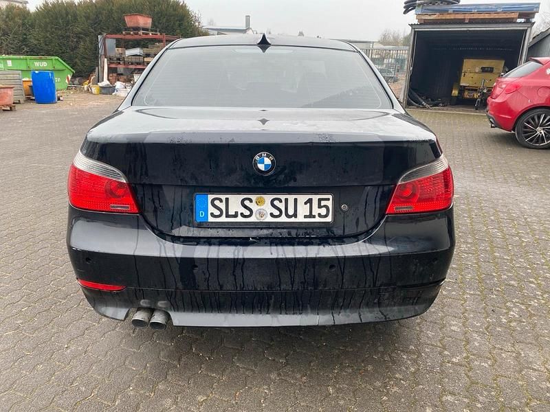 Gebraucht BMW 520 170 PS (125 kW) 2004 Schwarz Limousine