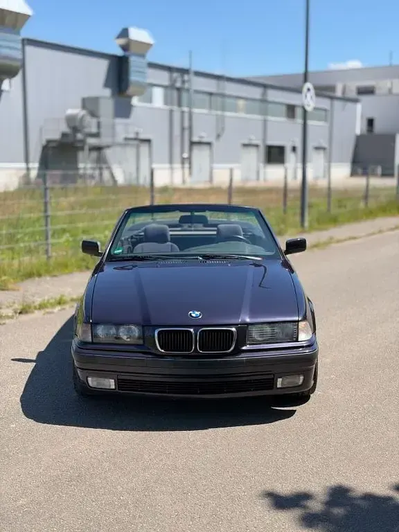 Gebraucht BMW 320 Cabriolet 150 PS (110 kW) 1997 Violett Cabrio