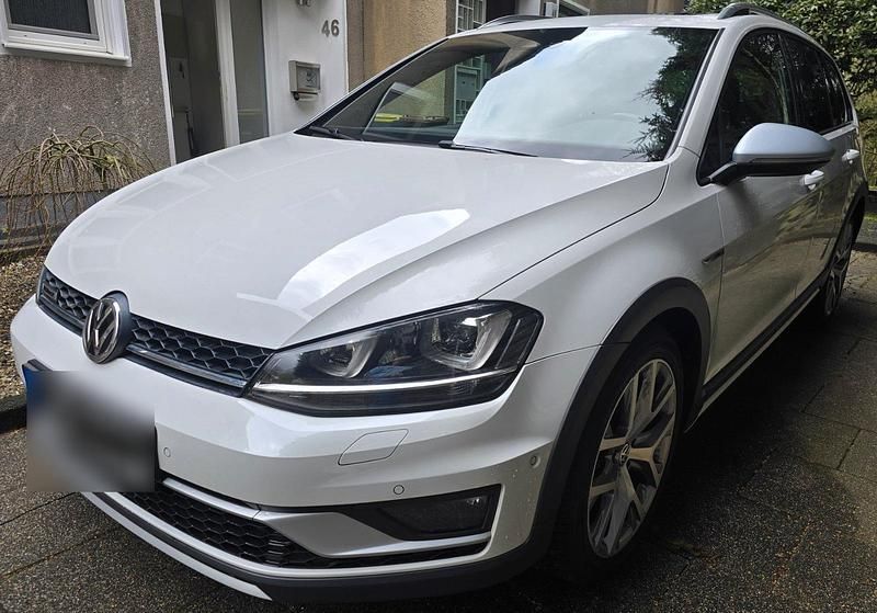 Gebraucht VW Golf Alltrack 184 PS (135 kW) 2015 Weiß Kombi