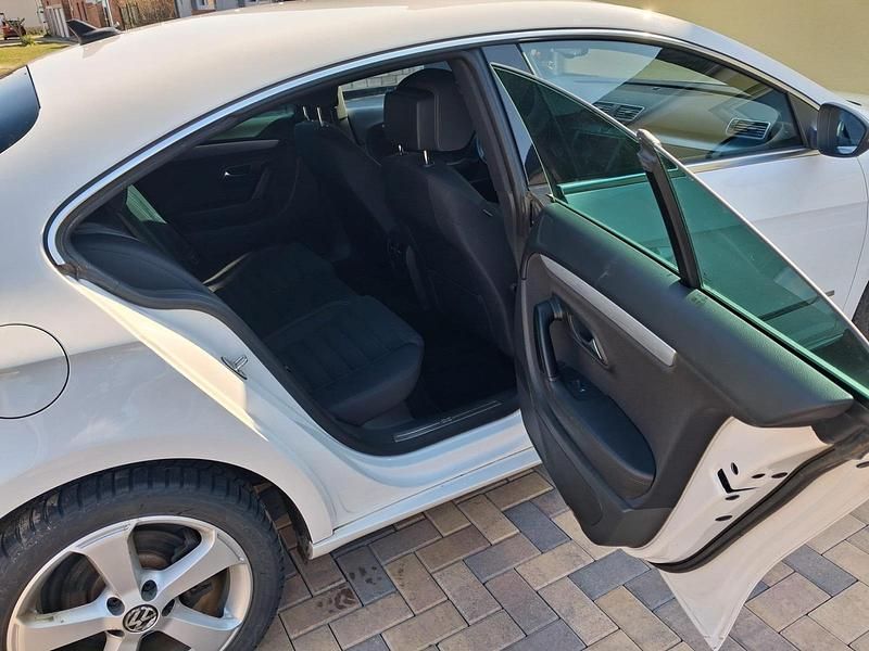 Gebraucht VW Passat 177 PS (130 kW) 2014 Weiß Coupé