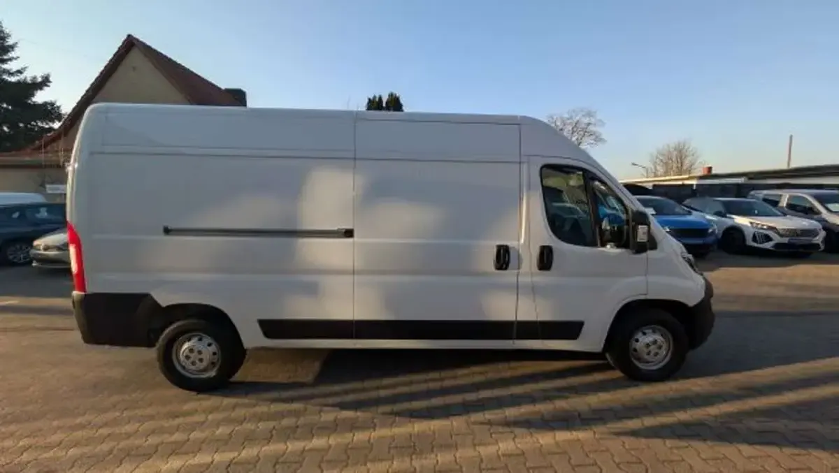 Gebraucht Peugeot Boxer S 140 PS (102 kW) 2024 Other Van