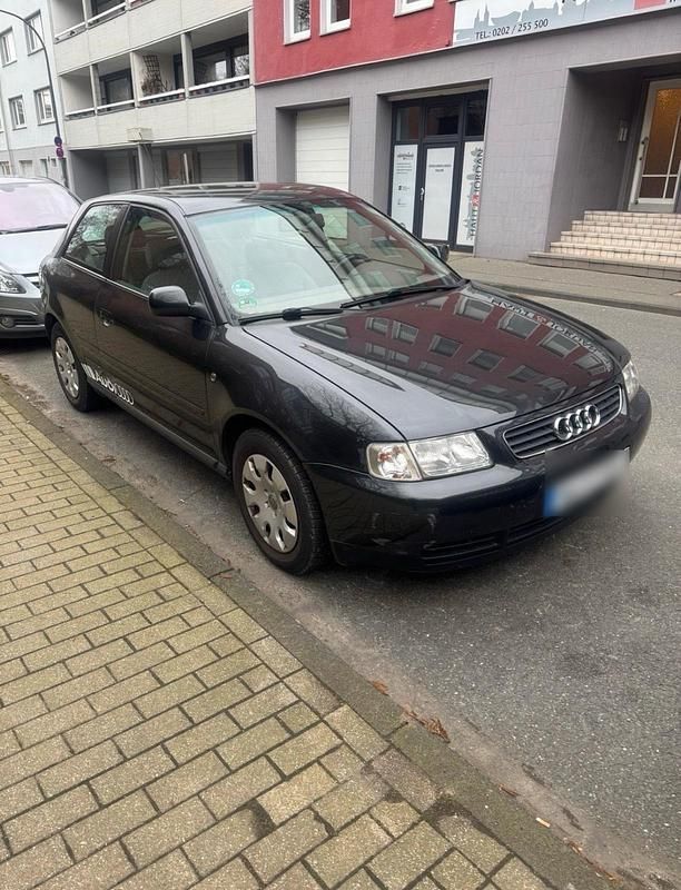 Gebraucht Audi A3 101 PS (74 kW) 1997 Schwarz Kleinwagen