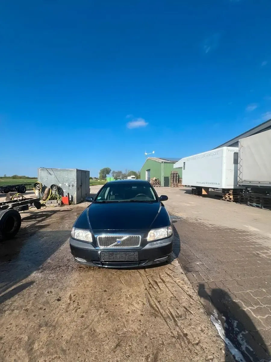 Gebraucht Volvo S80 140 PS (102 kW) 2000 Blau Limousine