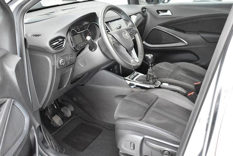 Gebraucht Opel Crossland Ultimate 110 PS (80 kW) 2024 Grau quarz grau met. SUV