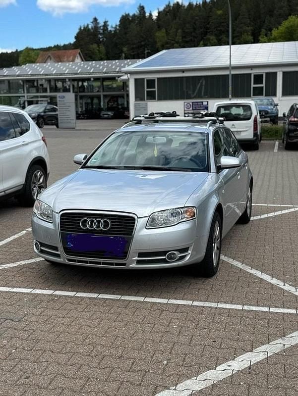 Silber Gebraucht 2005 Audi A4 Kombi | 1.900 € (Superpreis) - Bild 1/4