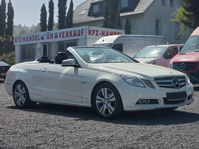 Second-hand Mercedes E220 170 CP (125 kW) 2011 Alb Cabrio