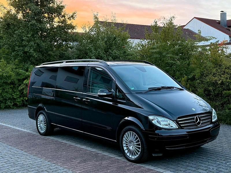 Schwarz Gebraucht 2008 Mercedes Viano Van / Kleinbus | 9.000 € (Fairer Preis) - Bild 1/4