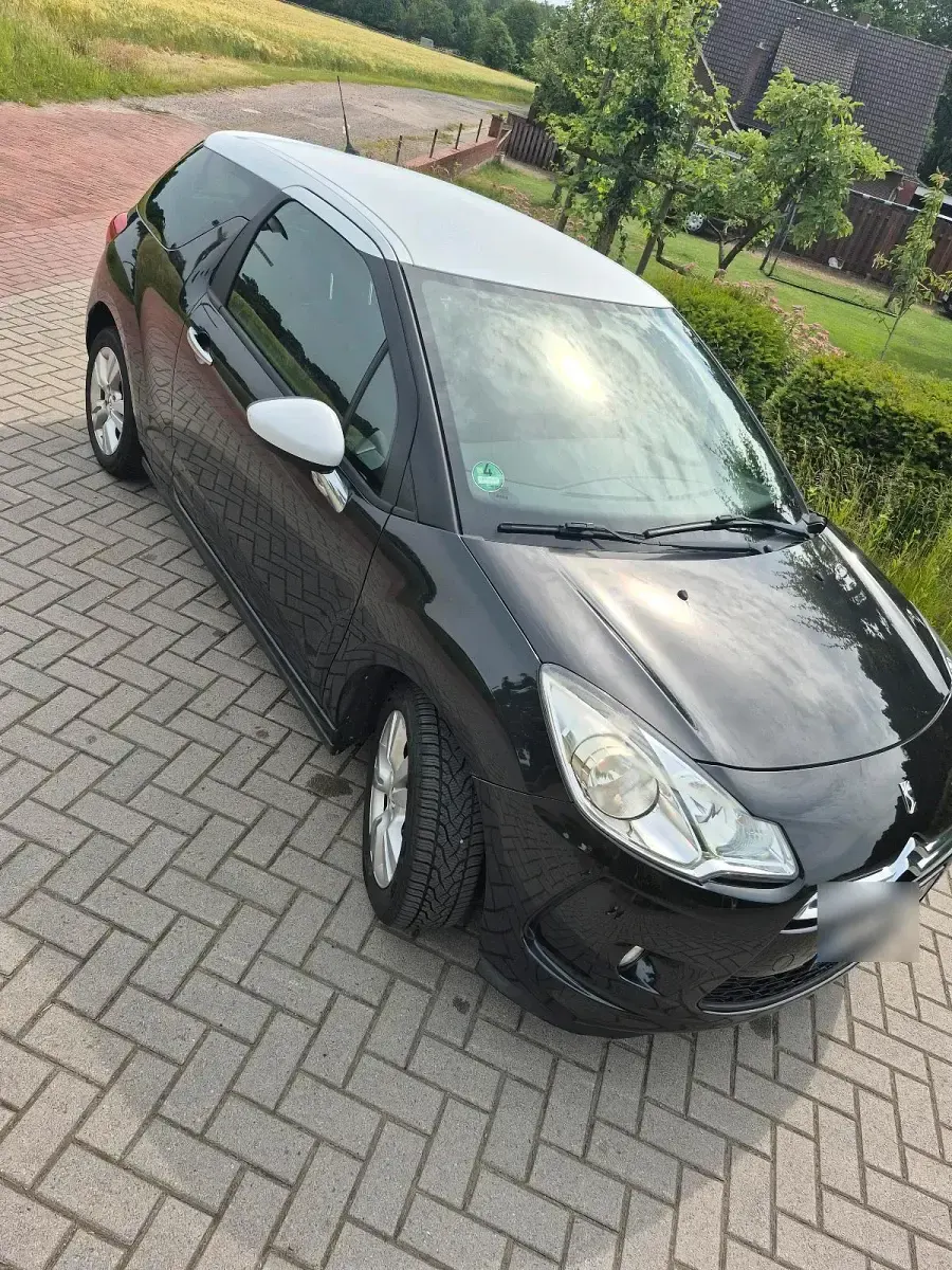 Gebraucht Citroën DS3 120 PS (88 kW) 2010 Schwarz Kleinwagen