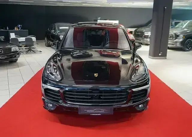 Gebraucht Porsche Cayenne S Diesel Sport 385 PS (283 kW) 2015 Andere SUV