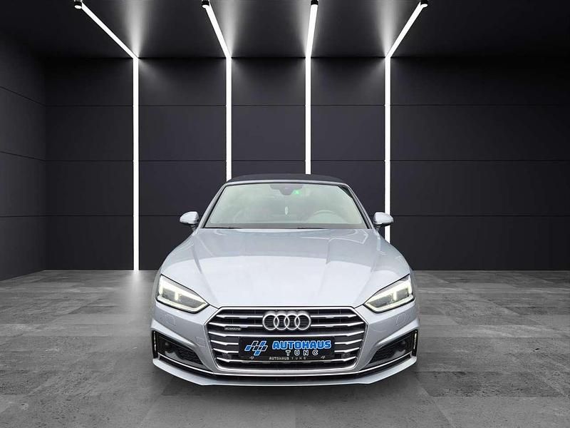 Gebraucht Audi A5 Cabriolet S-Line 190 PS (139 kW) 2019 Florettsilber metallic (metallic) Cabrio