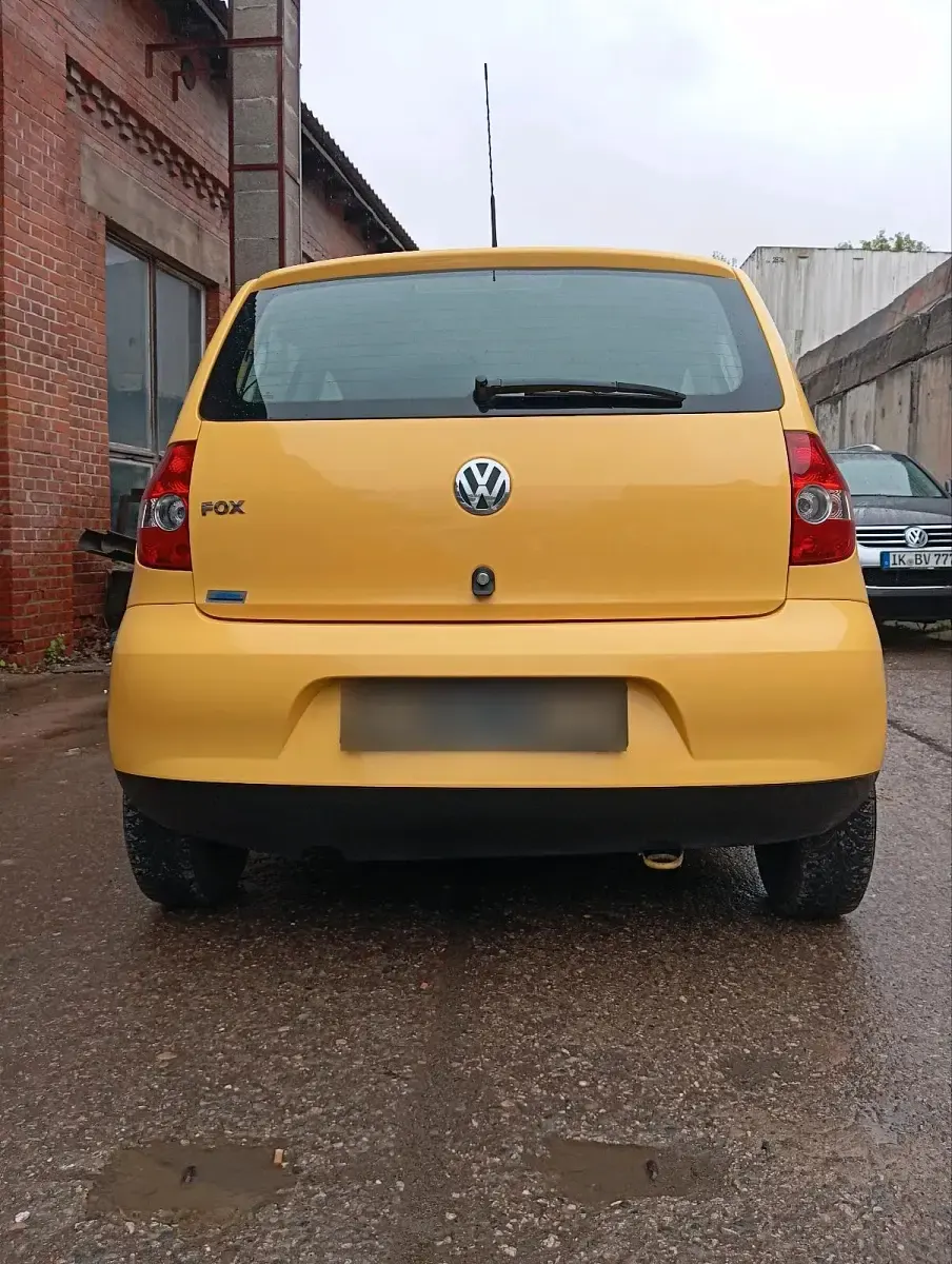 Gebraucht VW Fox 54 PS (39 kW) 2010 Gelb Kleinwagen