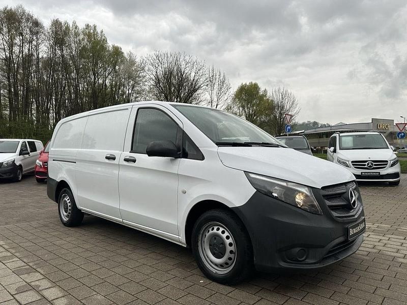 Second-hand Mercedes Vito 136 CP (100 kW) 2019 Alb Van