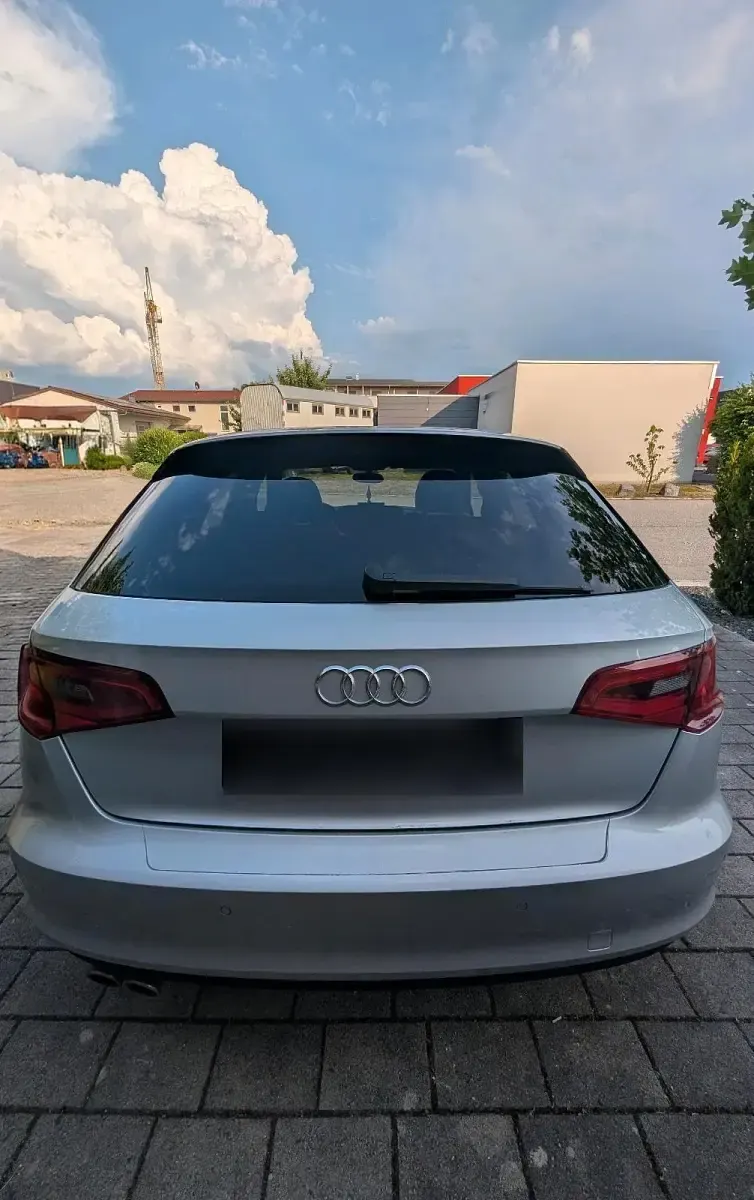 Gebraucht Audi A3 Sportback S-Line 150 PS (110 kW) 2013 Silber Kleinwagen
