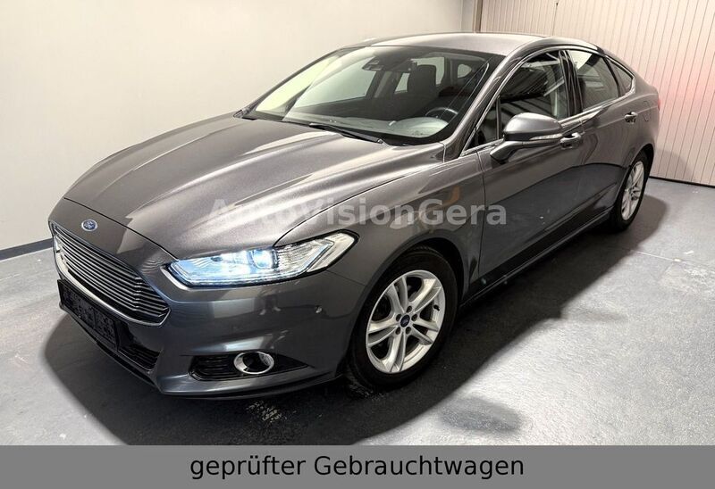Grau Gebraucht 2015 Ford Mondeo Titanium Limousine | 8.999 € (Guter Preis) - Bild 1/4