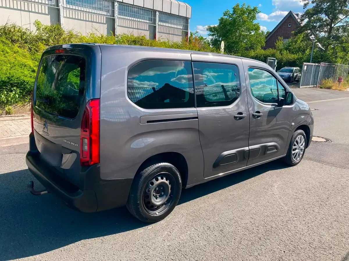 Gebraucht Citroën Berlingo 110 PS (80 kW) 2019 Grau Van / Kleinbus