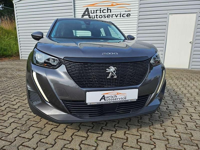 Platinum grau Gebraucht 2020 Peugeot 2008 Active SUV | 16.990 € (Fairer Preis) - Bild 1/4