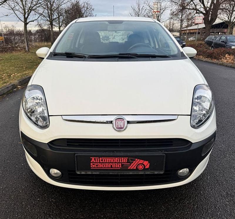 Gebraucht Fiat Punto Evo 69 PS (50 kW) 2011 Polarweiß Kleinwagen