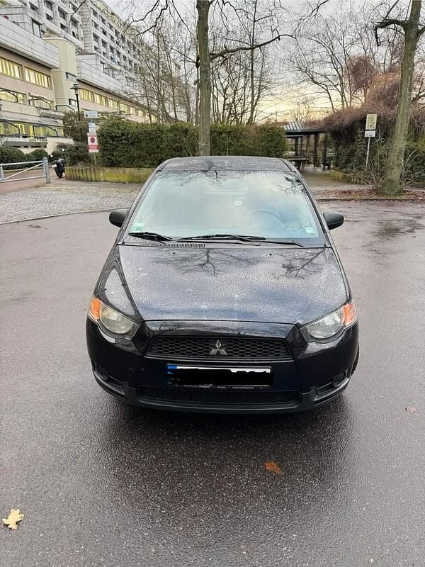 Gebraucht Mitsubishi Colt 95 PS (69 kW) 2011 Schwarz Kleinwagen