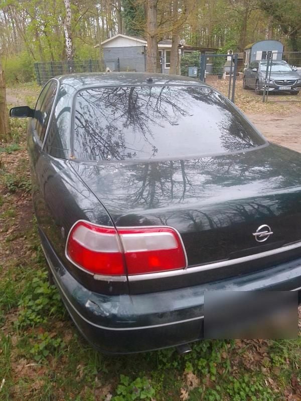 Gebraucht Opel Omega 144 PS (105 kW) 2000 Grün Limousine