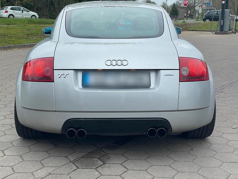 Usata Audi TT 224 CV (164 kW) 1999 Argento Coupé