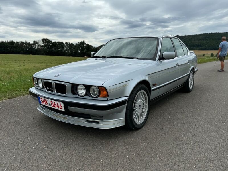 Silber Gebraucht 1994 Alpina B10 Limousine | 31.490 € - Bild 1/4