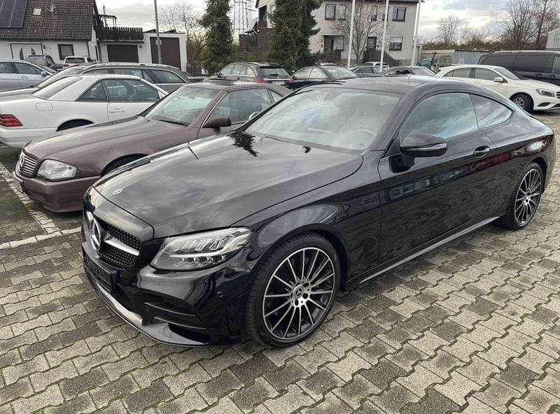 Gebraucht Mercedes C300 AMG line Plus 258 PS (189 kW) 2022 Coupé