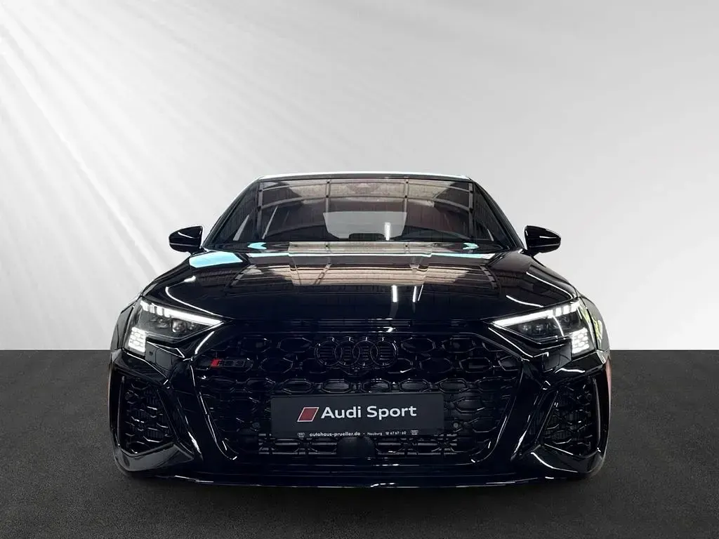 Gebraucht Audi RS3 Sport 400 PS (294 kW) 2023 Mythosschwarz metallic (schwarz) Limousine