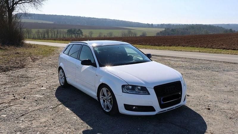 Gebraucht Audi A3 S-Line 140 PS (102 kW) 2010 Weiß Kleinwagen