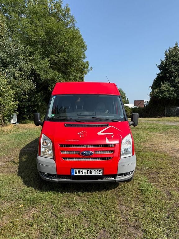 Rot Gebraucht 2013 Ford Transit Limousine | 8.000 € (Superpreis) - Bild 1/4